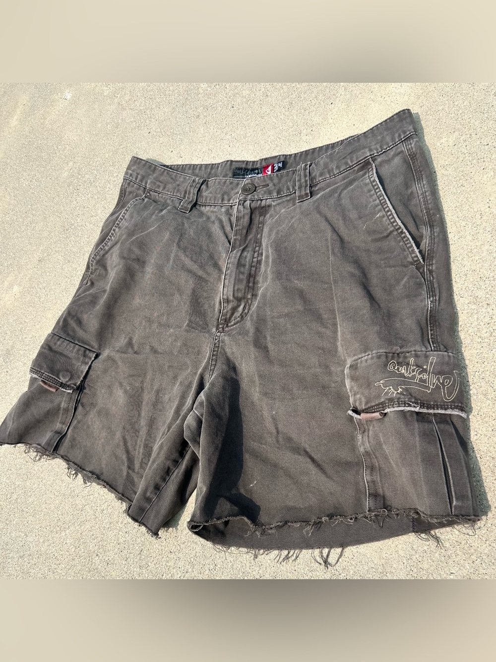 Y2K Men’s Quiksilver Distressed Cargo Shorts